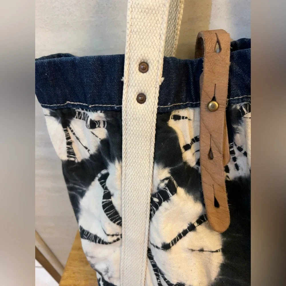 Hyena indigo tie-dye (shibori) pattern on canvas leather strap closure